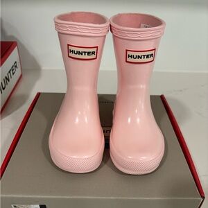 Like New with Tags and Box Hunter Girl's First Classic (Toddler) Salt Pink